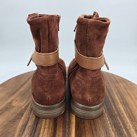 Clarks Camzin Strap Boots Womens 8 M Mahogany Brown Suede Ankle Zip Up Comfort - Picture 4 of 9